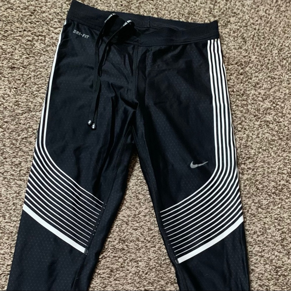 Nike Legging - Picture 2 of 4